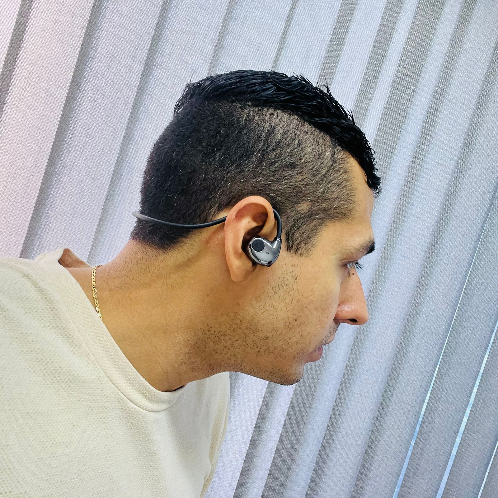 Miniatura 4 de AURICULAR INALAMBRICO W80 REYSDIN